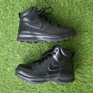 2011 Nike ACG Manoa Black Leather Hiking Boots Size 9